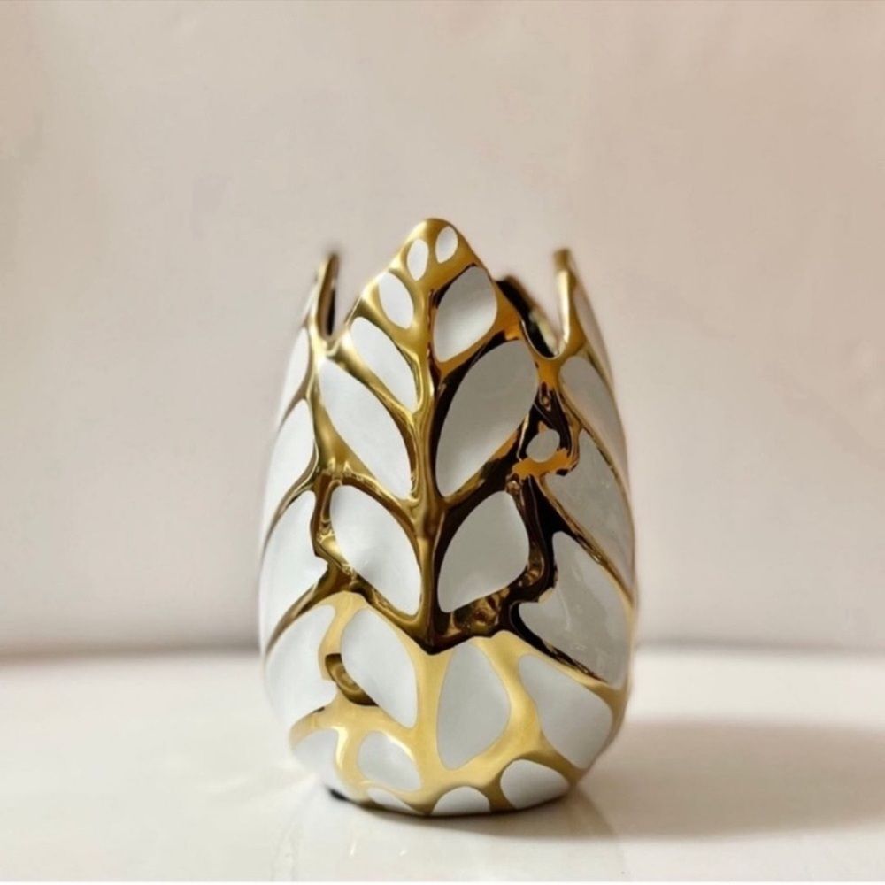 New Ceramic 7.75" Leaf Vase - White and Gold